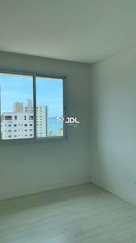 Apartamento à venda no bairro Centro: 