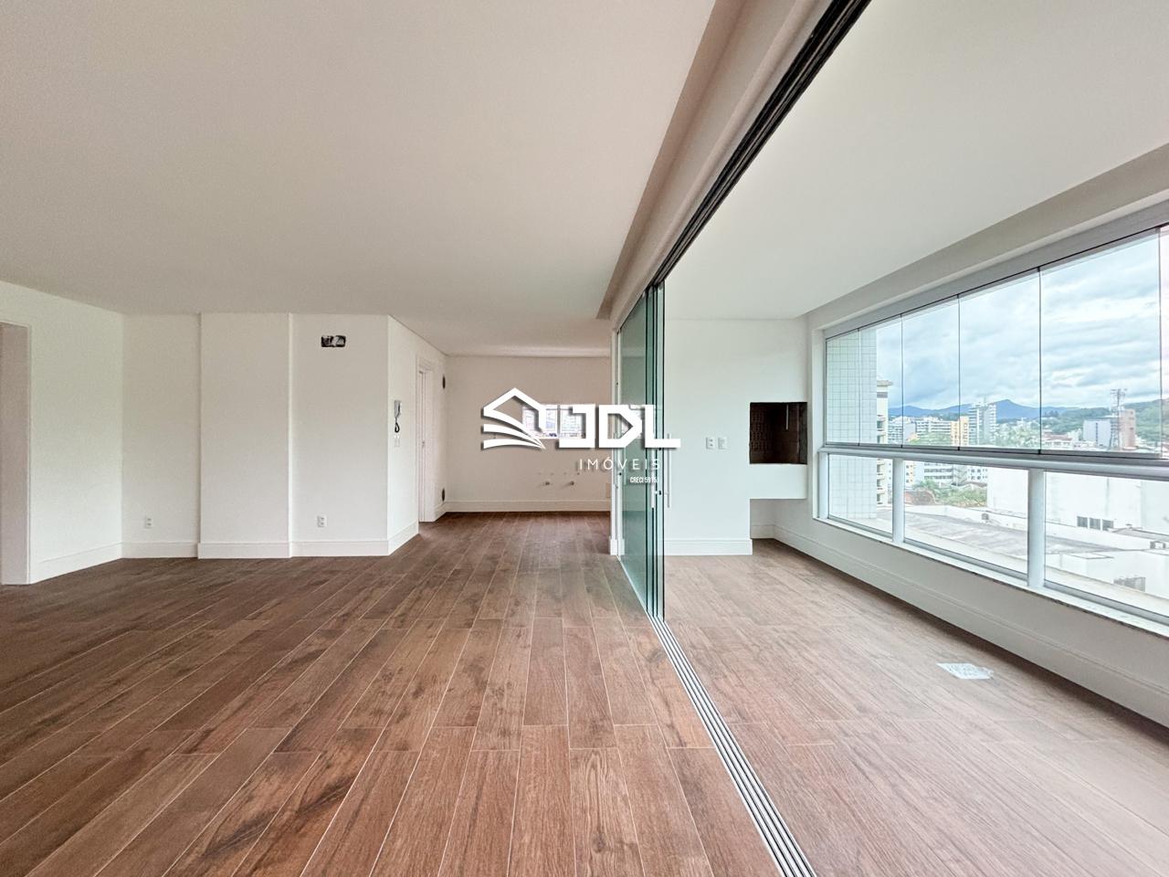 Apartamento à venda no bairro Ponta Aguda: 