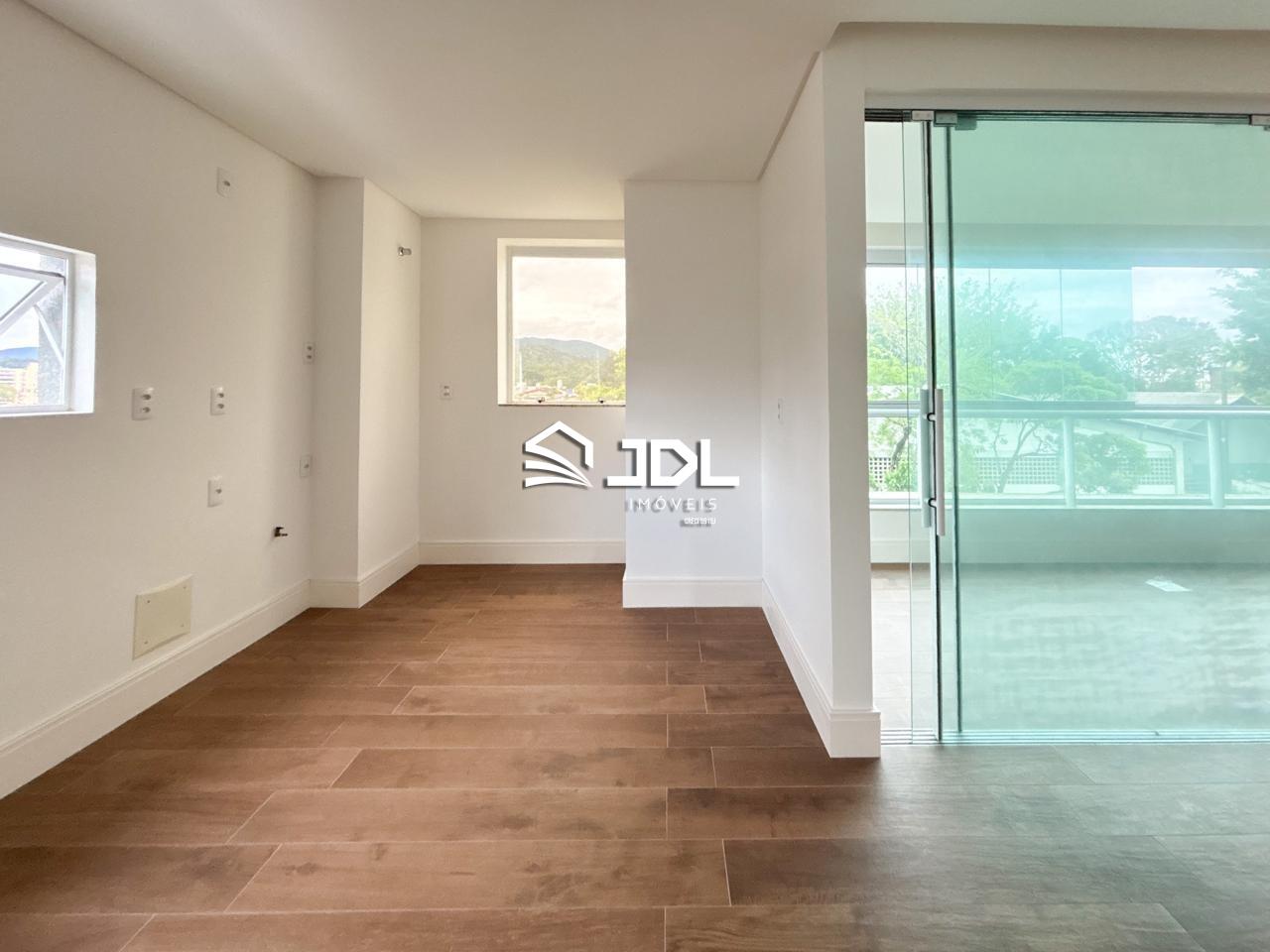 Apartamento à venda no bairro Ponta Aguda: 