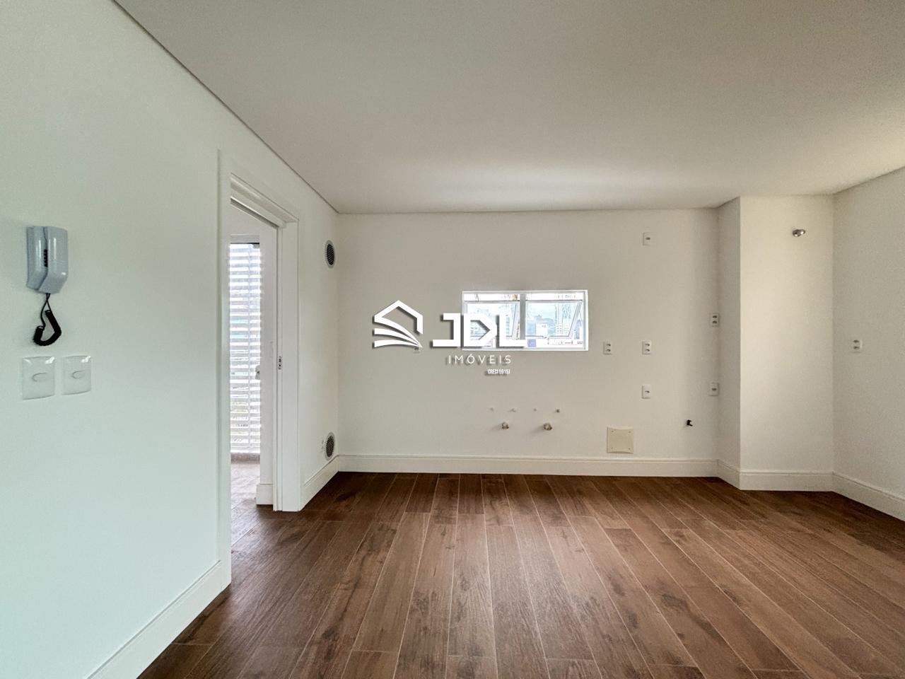 Apartamento à venda no bairro Ponta Aguda: 