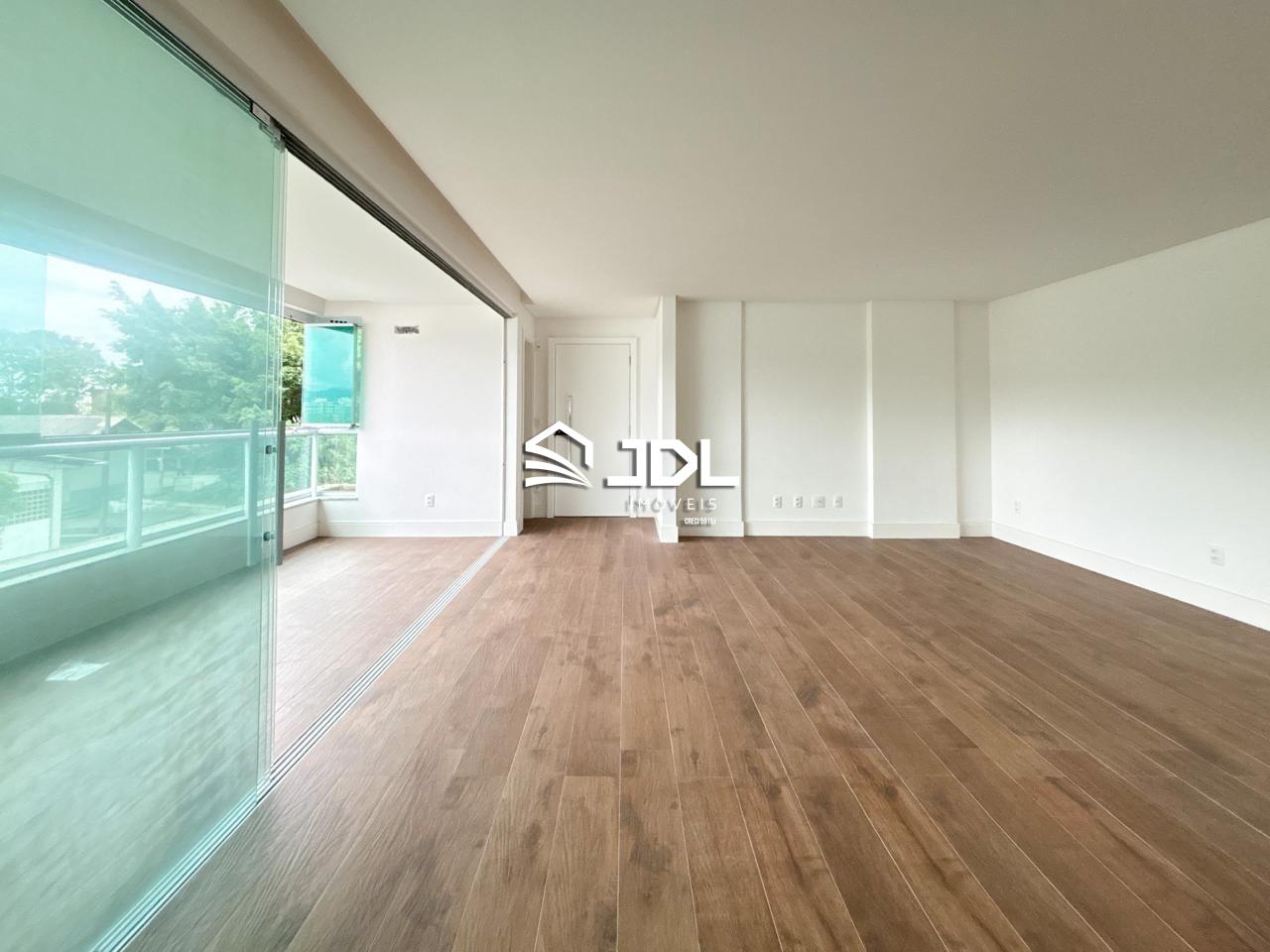 Apartamento à venda no bairro Ponta Aguda: 