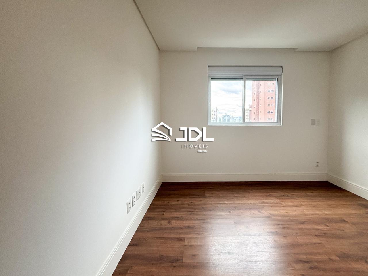 Apartamento à venda no bairro Ponta Aguda: 