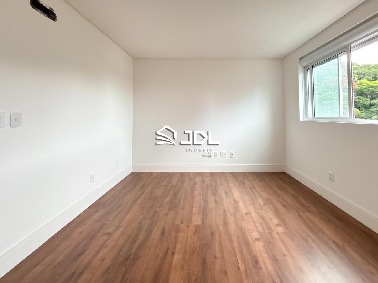 Apartamento à venda no bairro Ponta Aguda: 