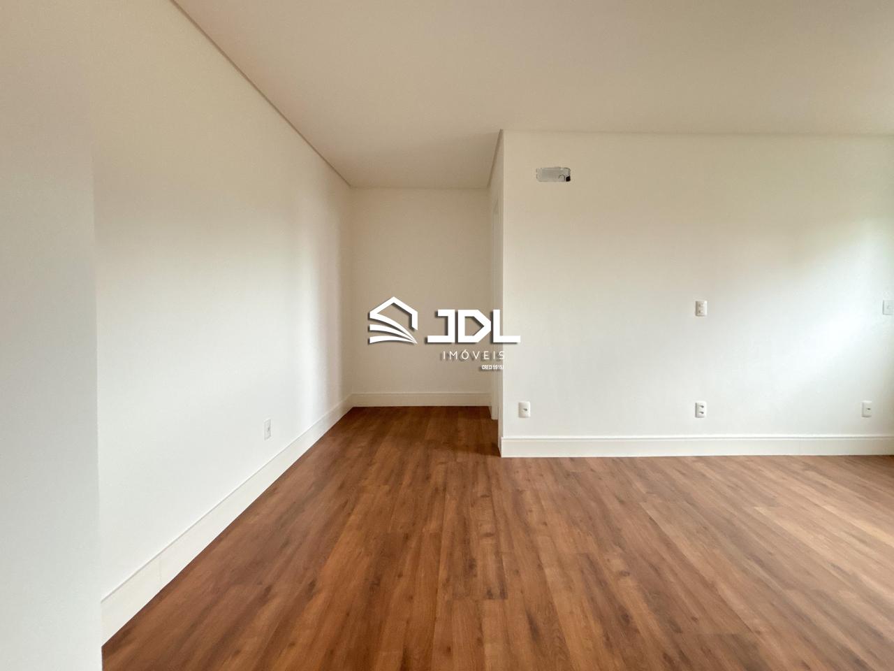 Apartamento à venda no bairro Ponta Aguda: 