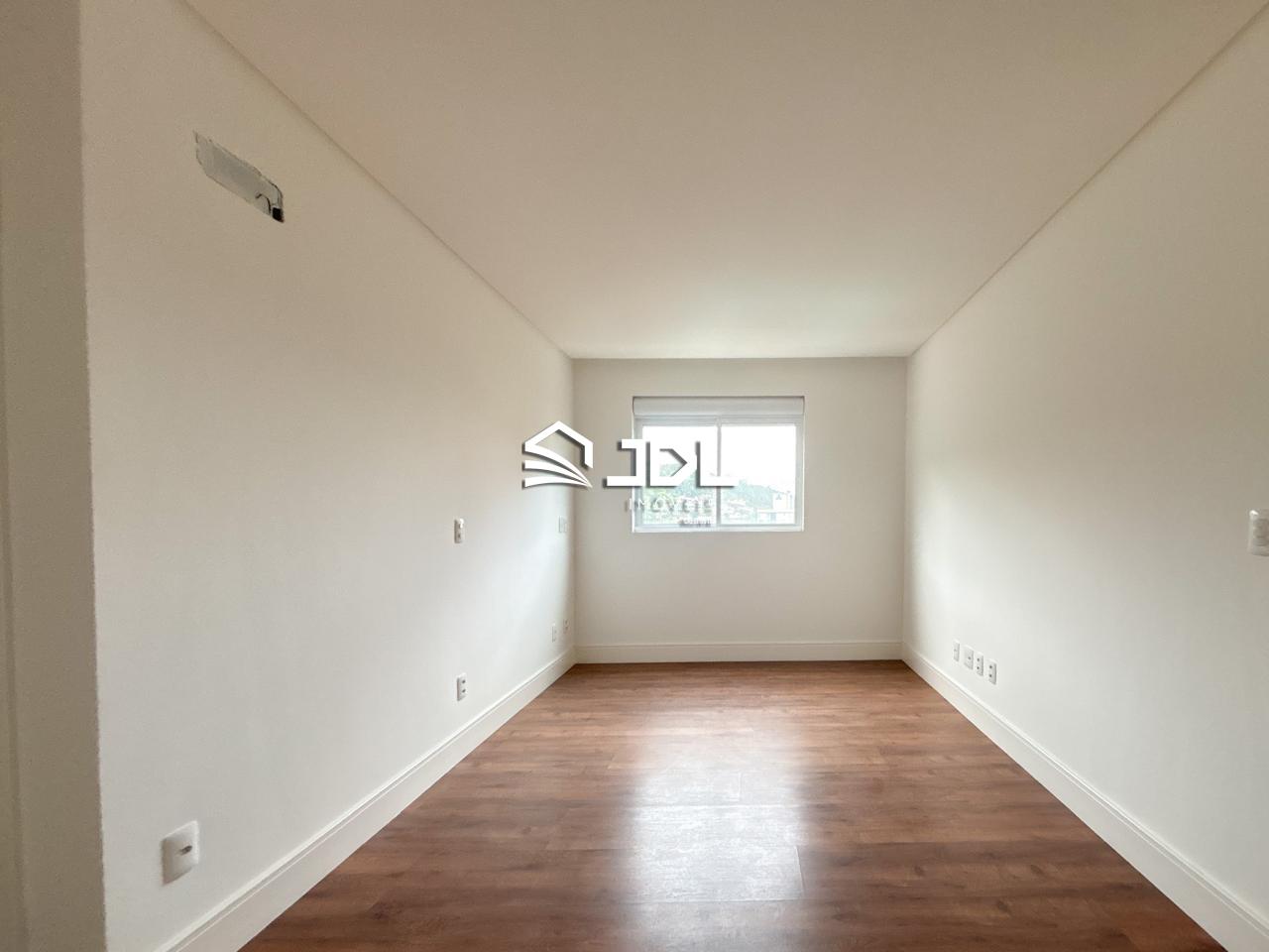 Apartamento à venda no bairro Ponta Aguda: 