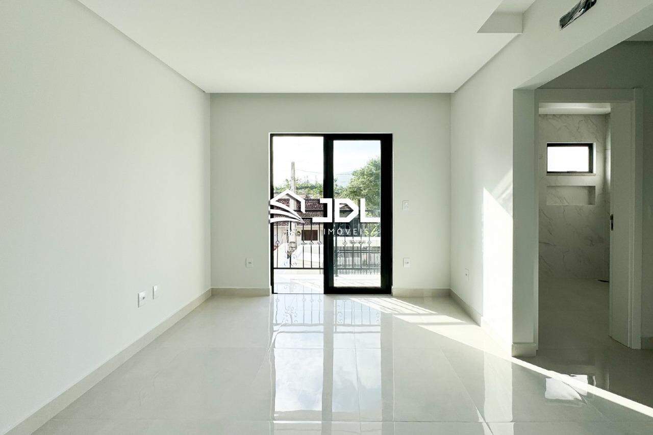Casa à venda no bairro Armação: 