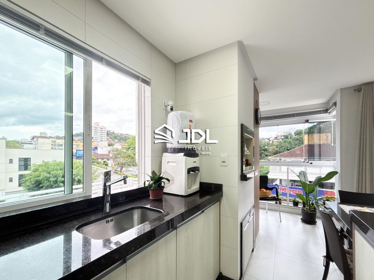 Apartamento à venda no bairro Vila Nova: 