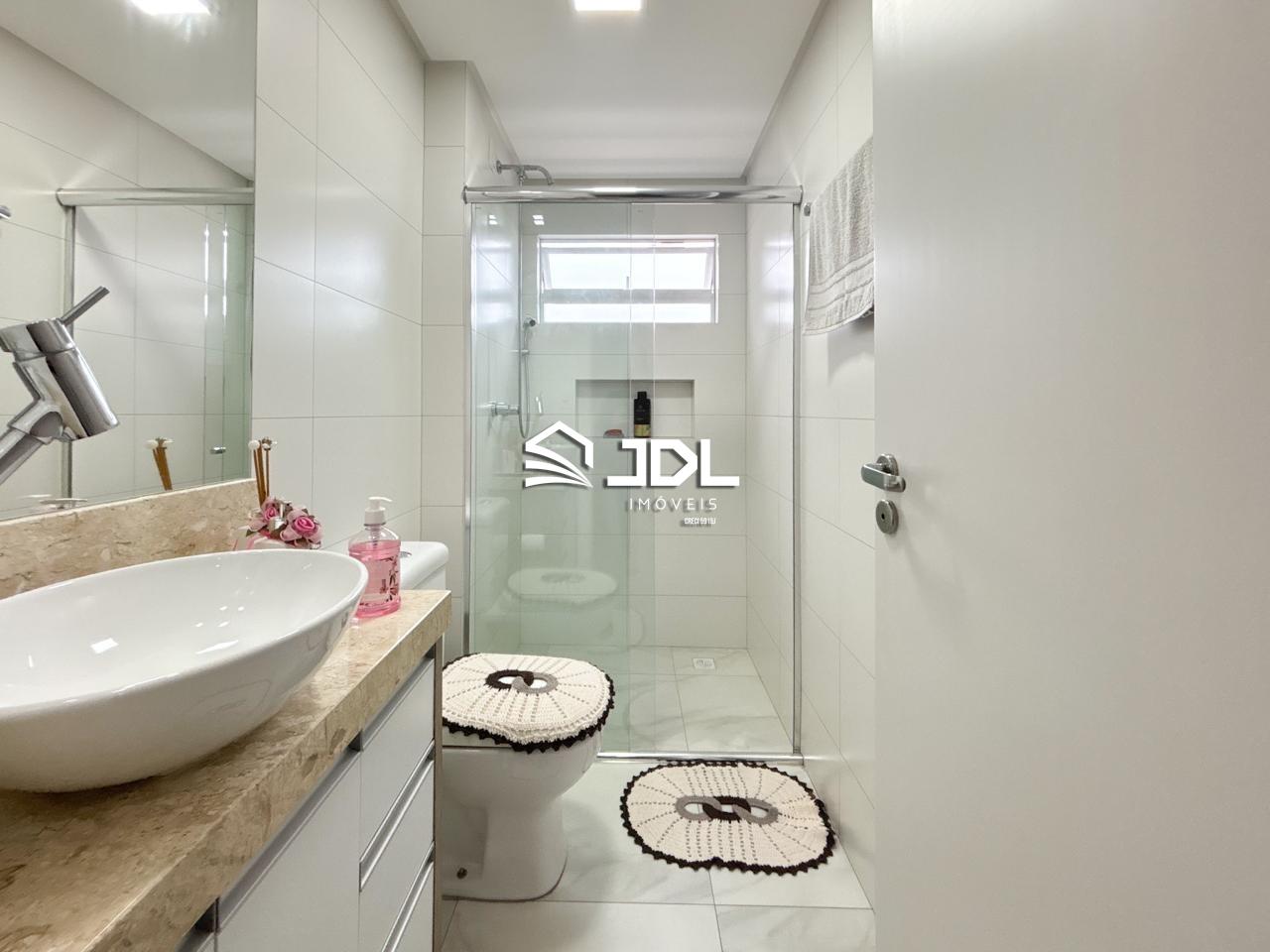 Apartamento à venda no bairro Vila Nova: 