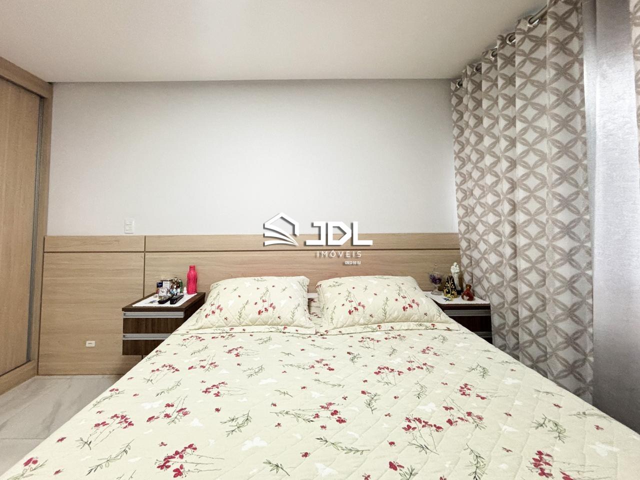 Apartamento à venda no bairro Vila Nova: 