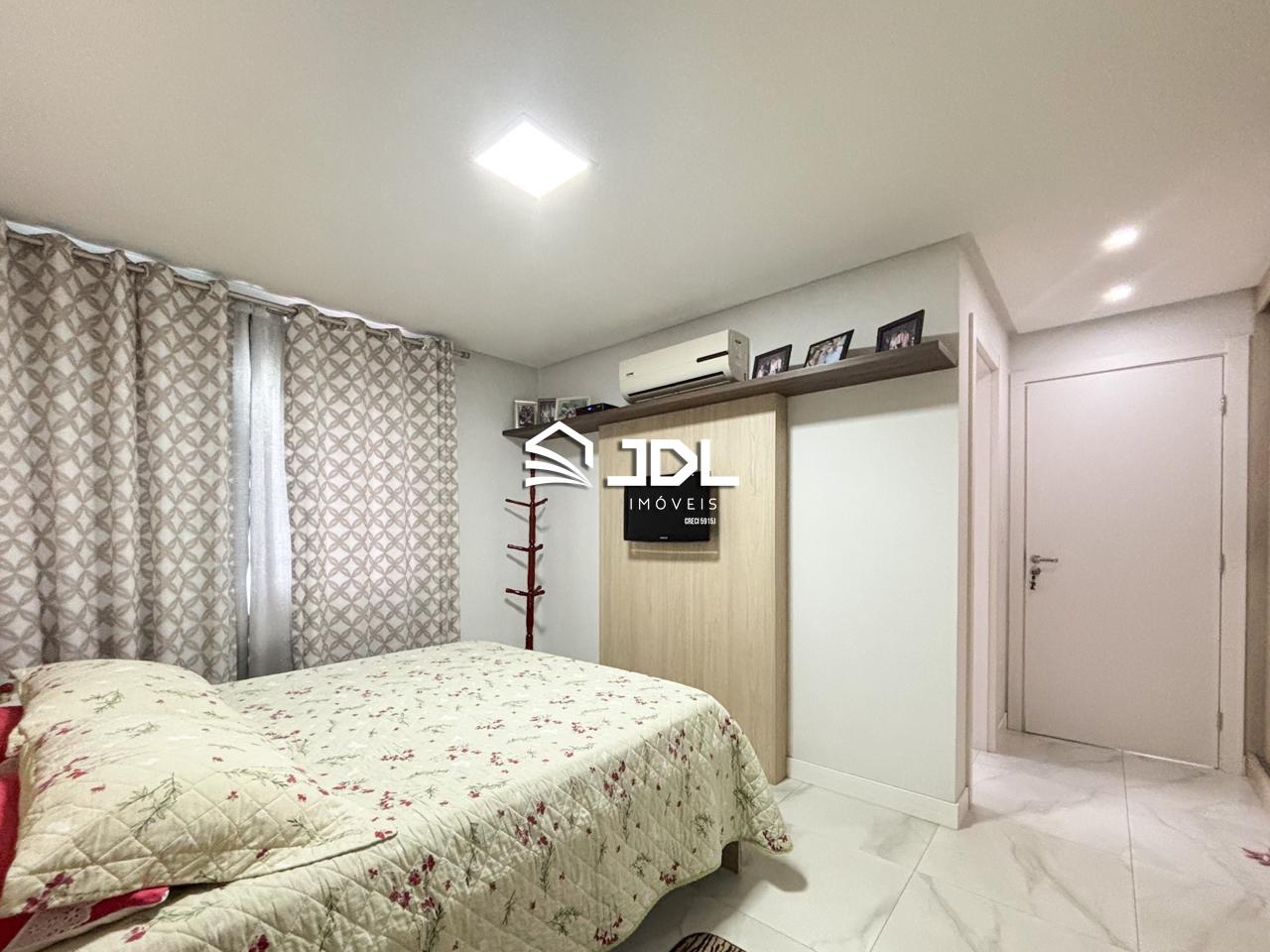 Apartamento à venda no bairro Vila Nova: 