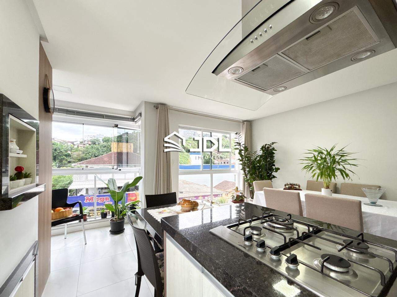 Apartamento à venda no bairro Vila Nova: 