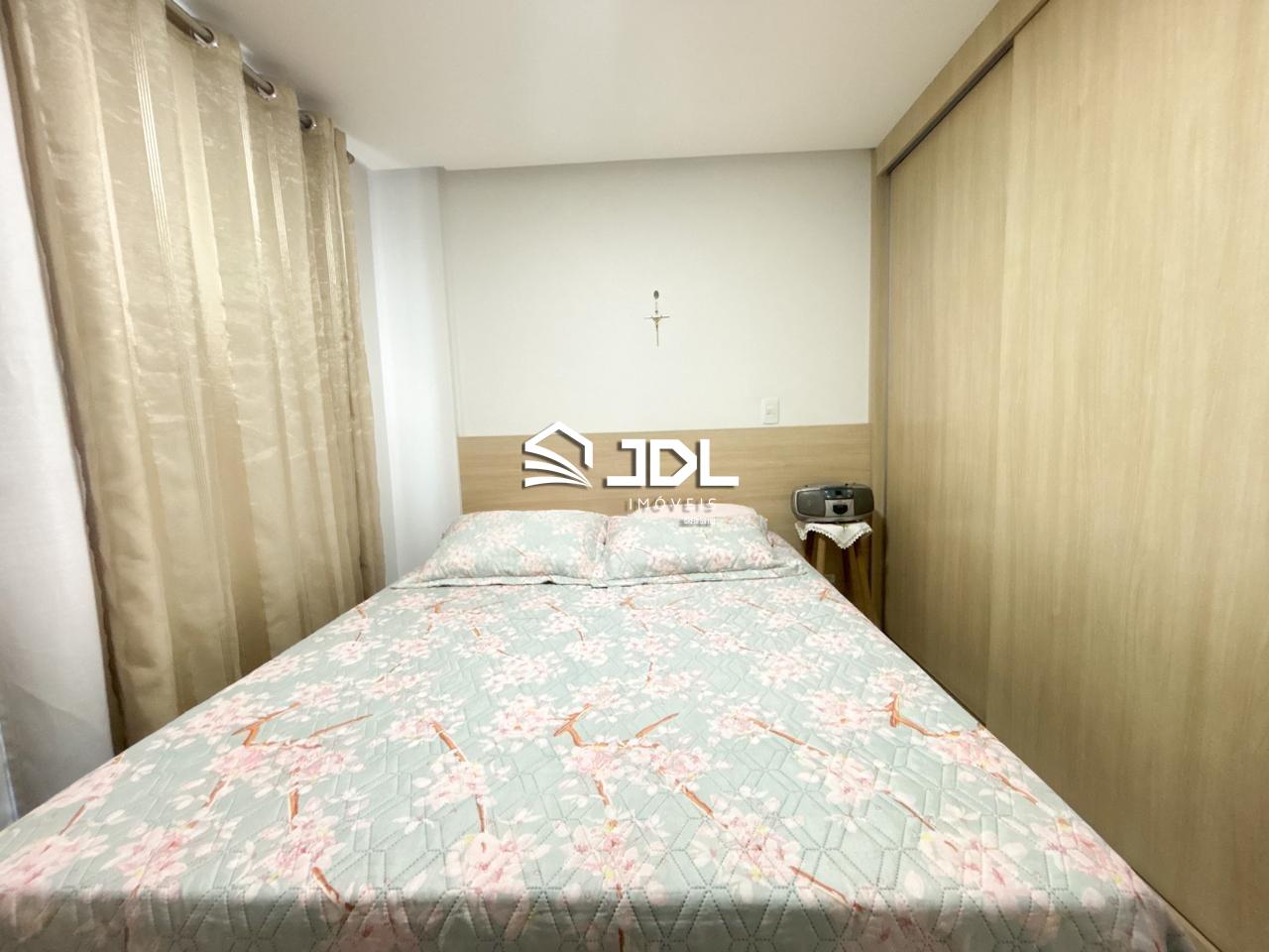 Apartamento à venda no bairro Vila Nova: 