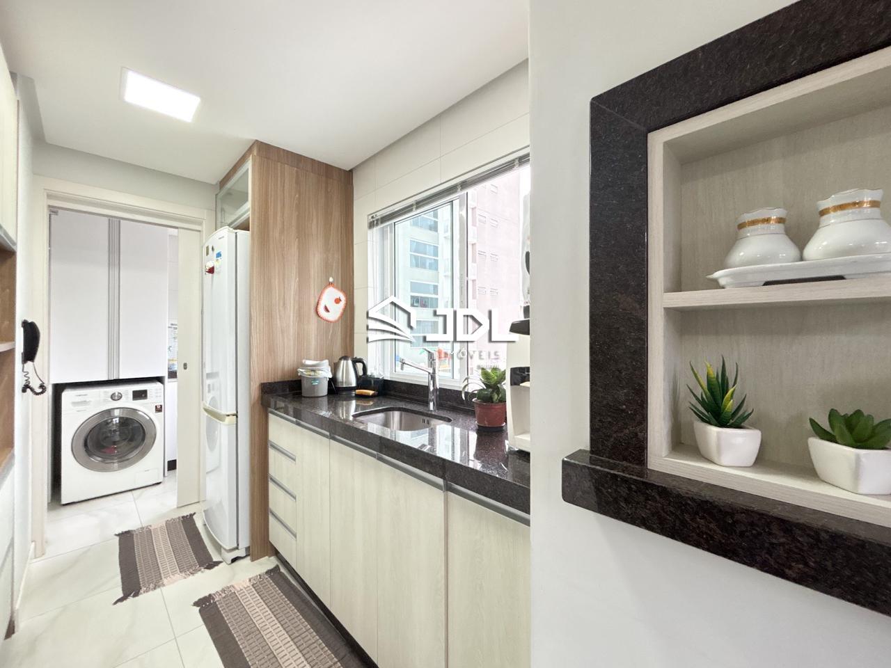 Apartamento à venda no bairro Vila Nova: 