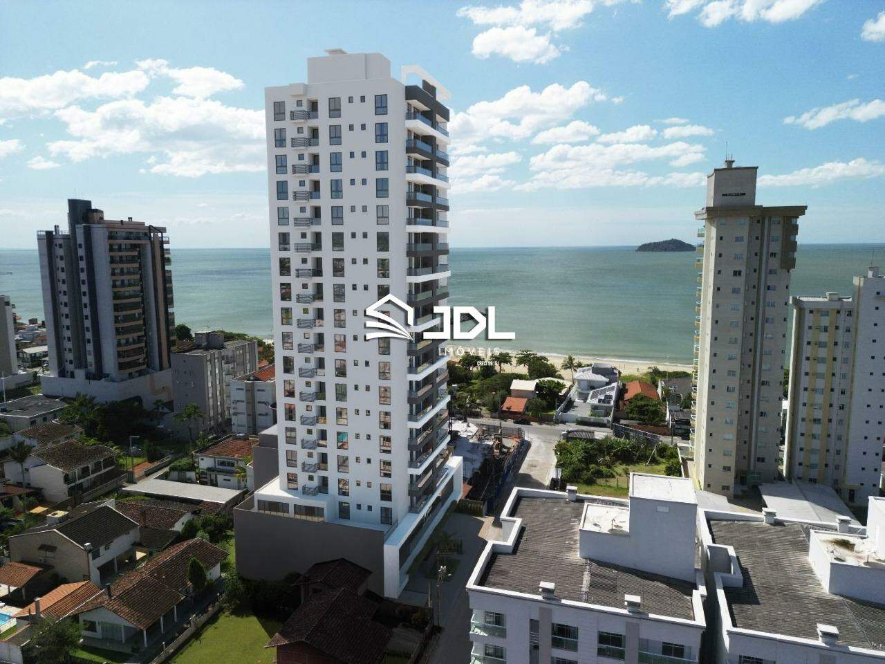 Apartamento à venda no bairro Centro: 