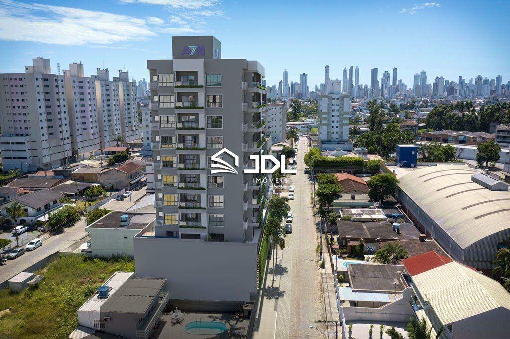 Apartamento à venda no bairro Tabuleiro: 
