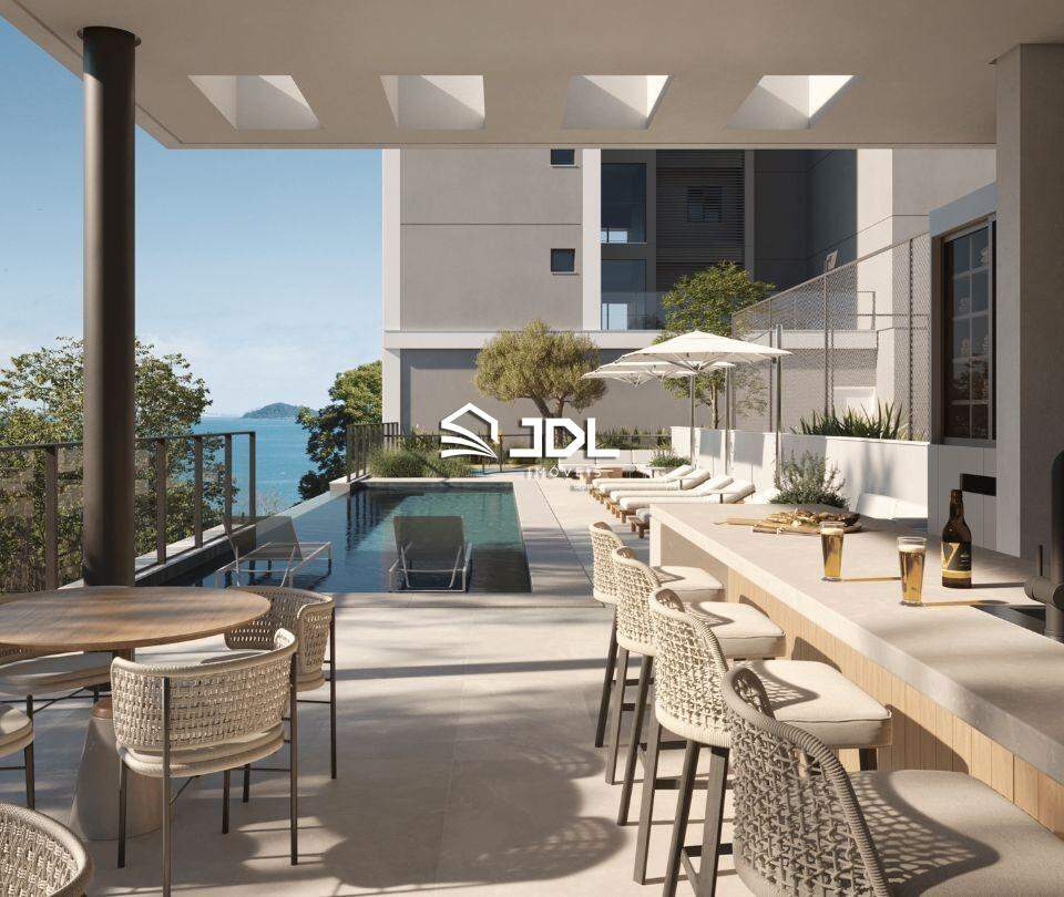 Apartamento à venda no bairro Armação: 