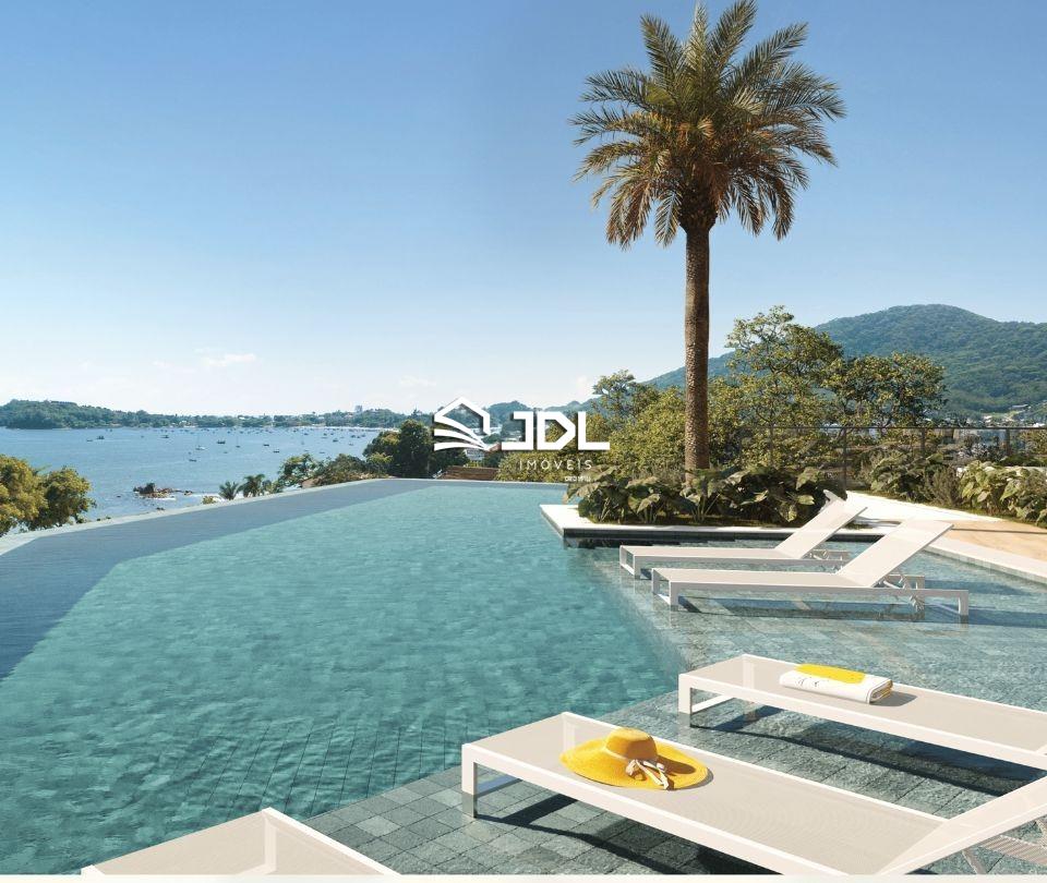 Apartamento à venda no bairro Armação: 