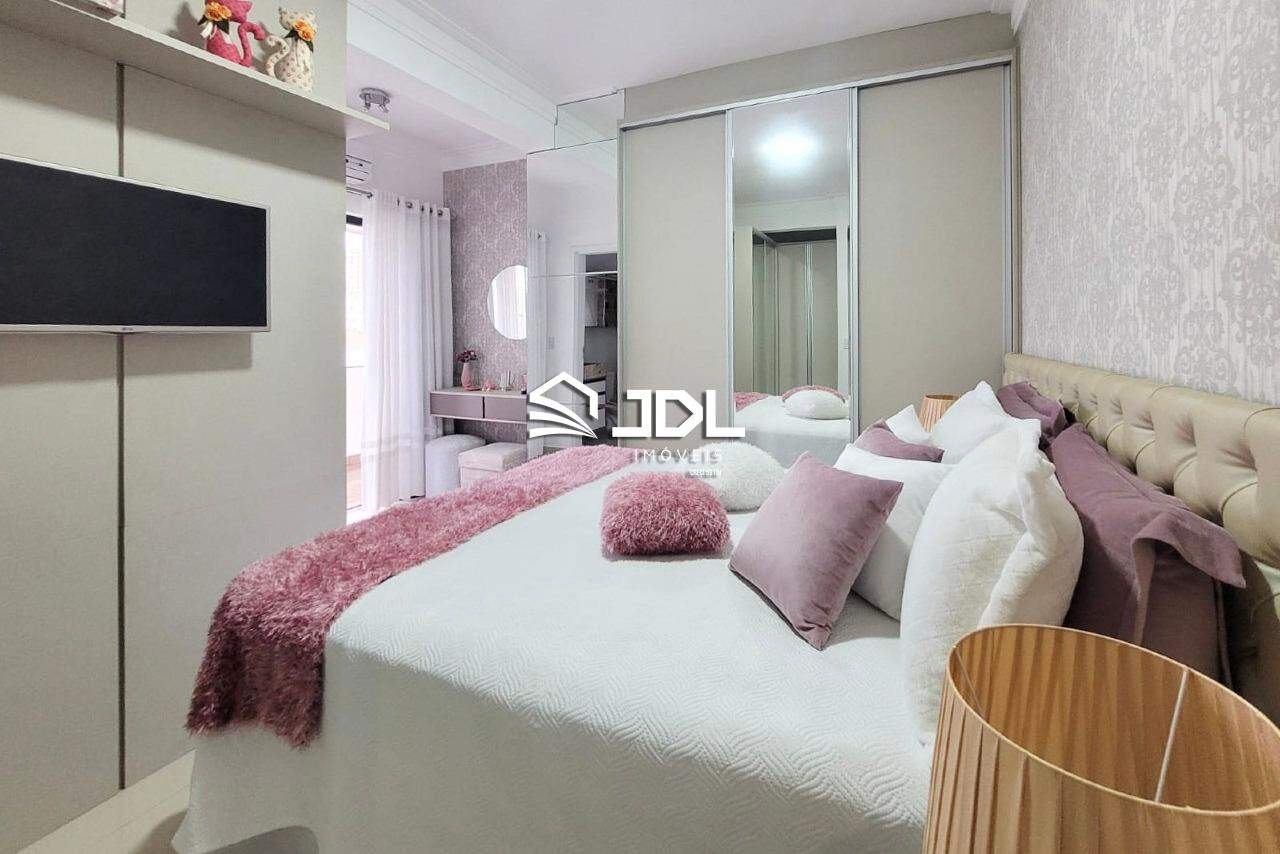 Apartamento à venda no bairro Itacolomi: 