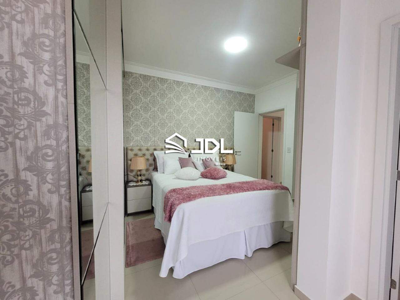 Apartamento à venda no bairro Itacolomi: 