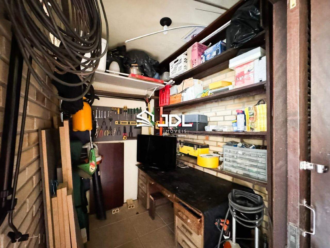 Casa à venda no bairro Armação: 