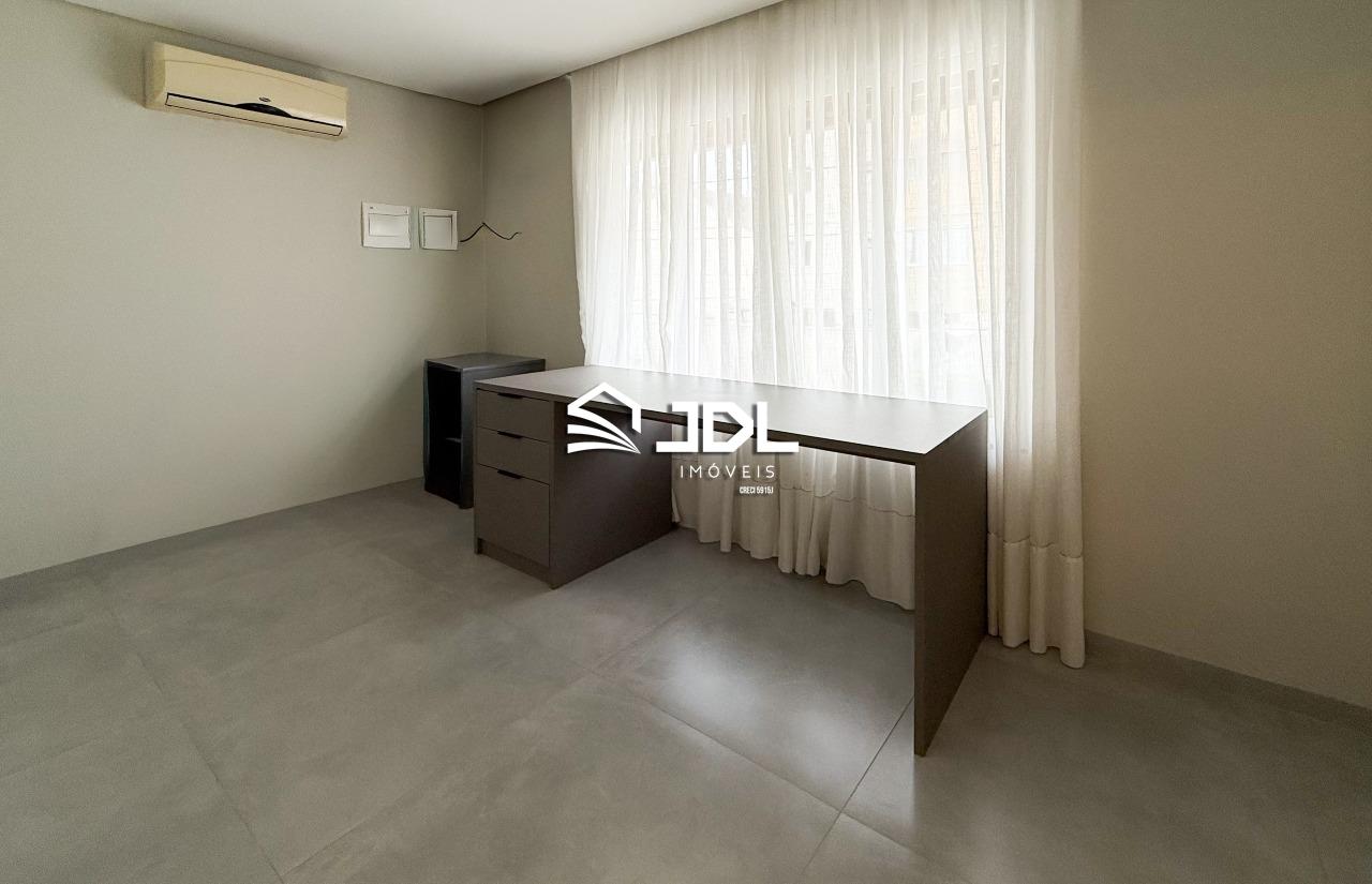 Casa à venda no bairro Garcia: 