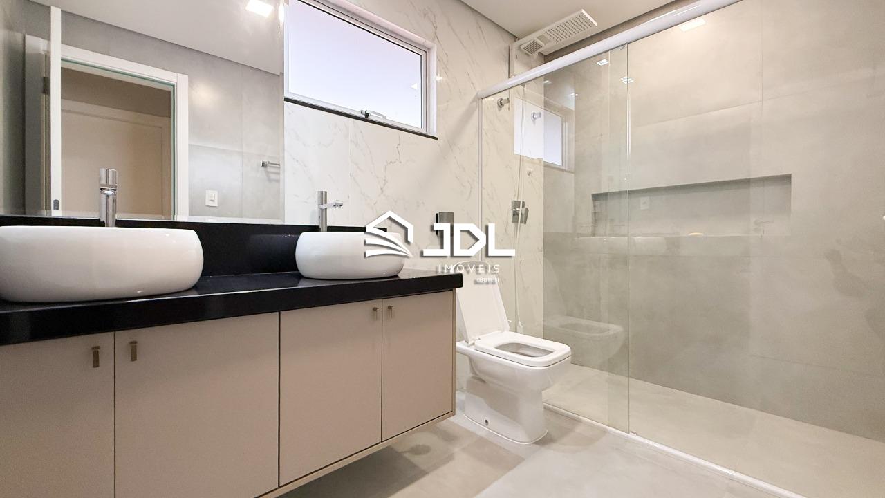 Casa à venda no bairro Garcia: 