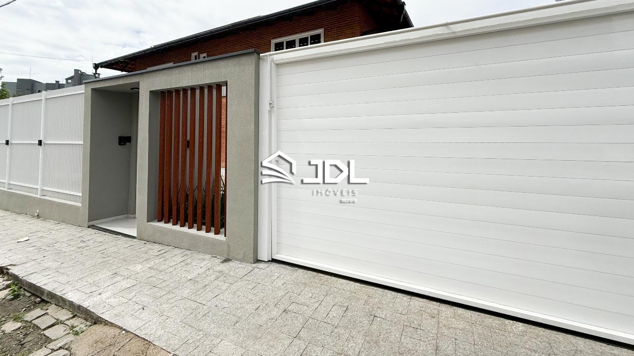 Casa à venda no bairro Garcia: 