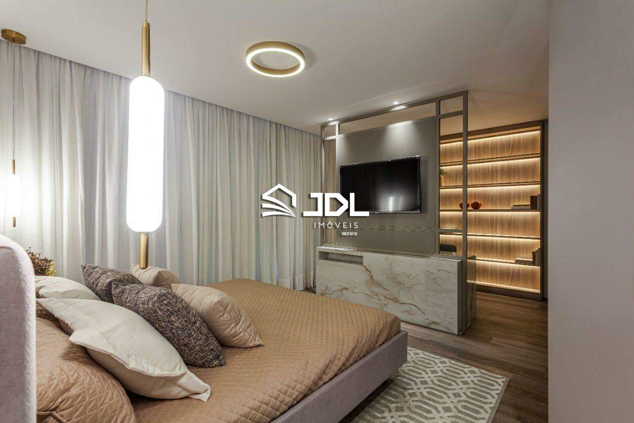 Apartamento à venda no bairro Praia Brava: