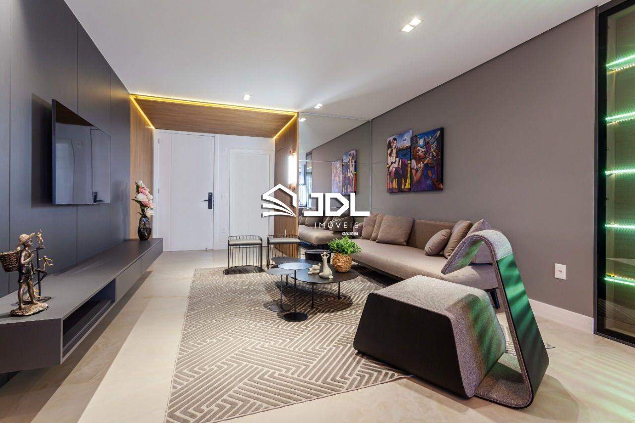 Apartamento à venda no bairro Praia Brava: 