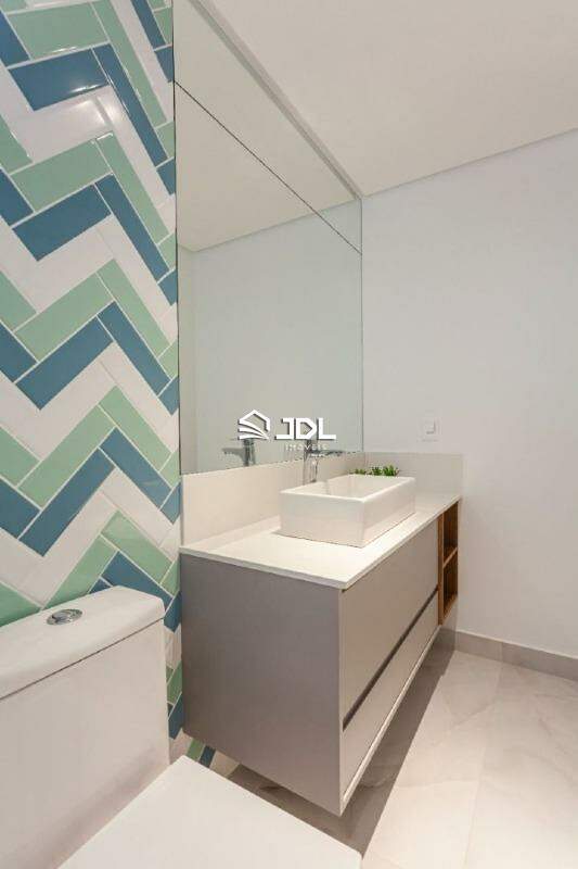 Apartamento à venda no bairro Praia Brava: