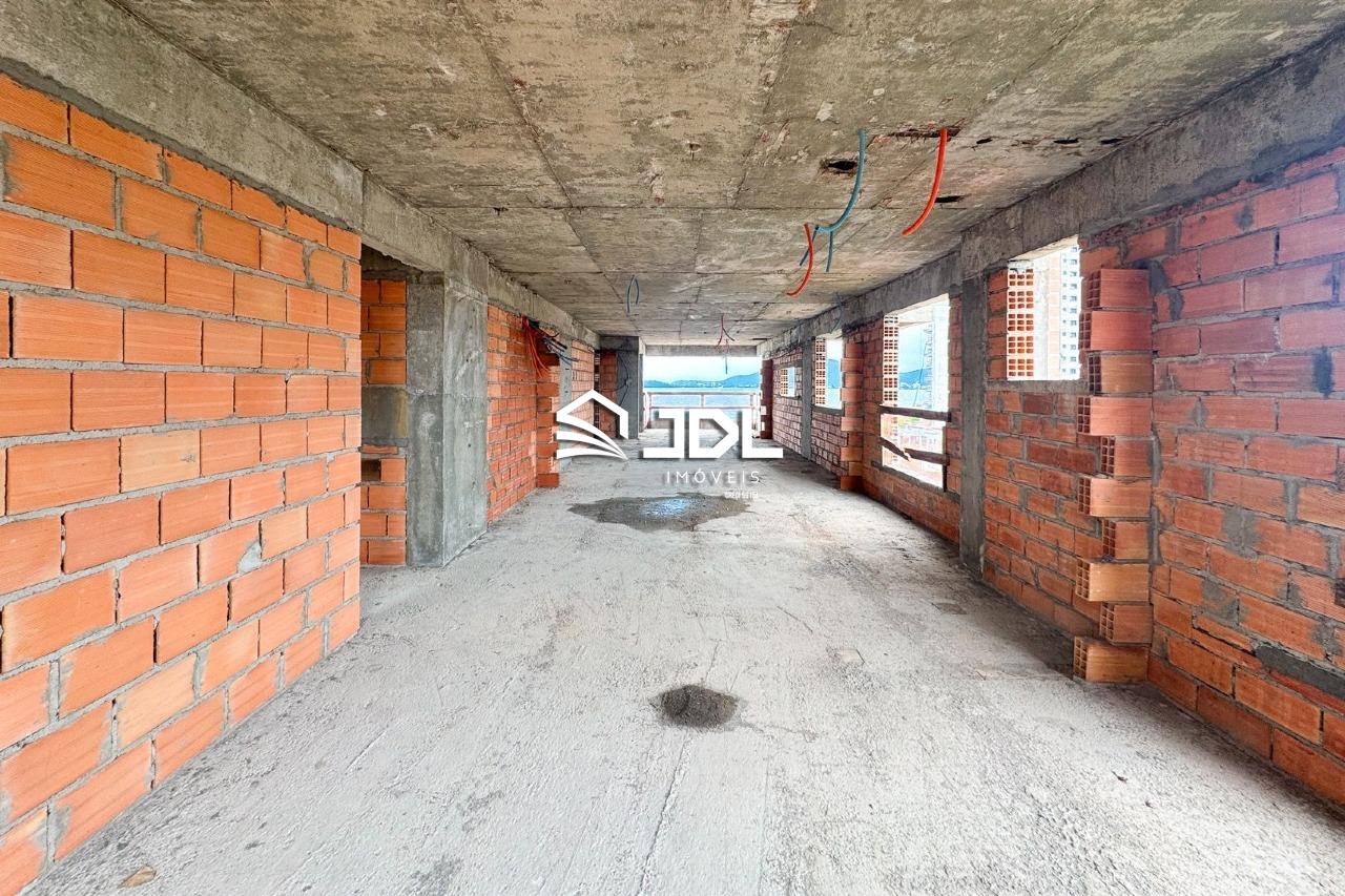 Apartamento à venda no bairro Centro: 