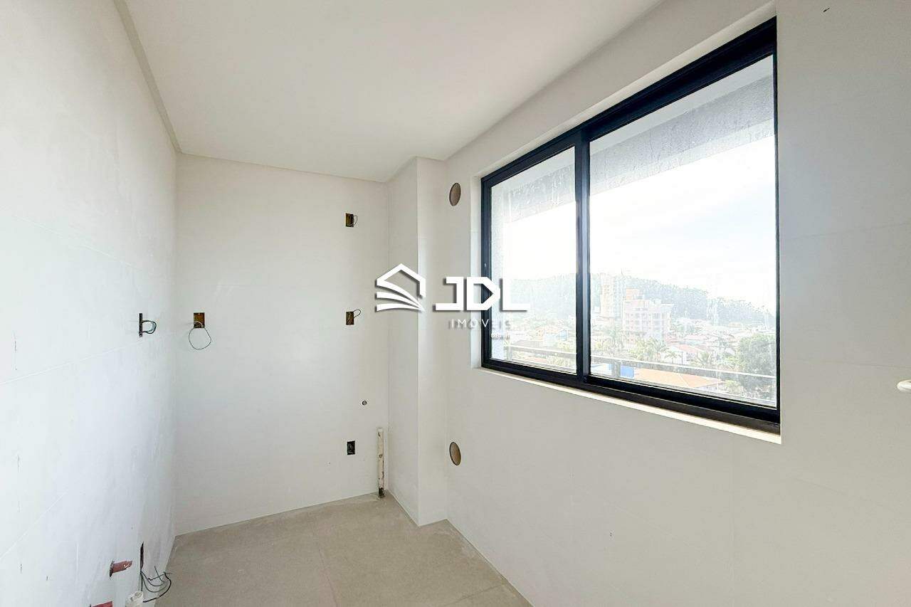 Apartamento à venda no bairro Centro: 