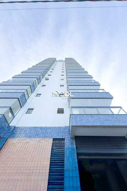 Apartamento à venda no bairro Centro: 
