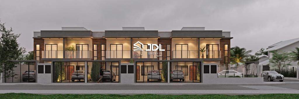 Sobrado à venda no bairro Armação: 