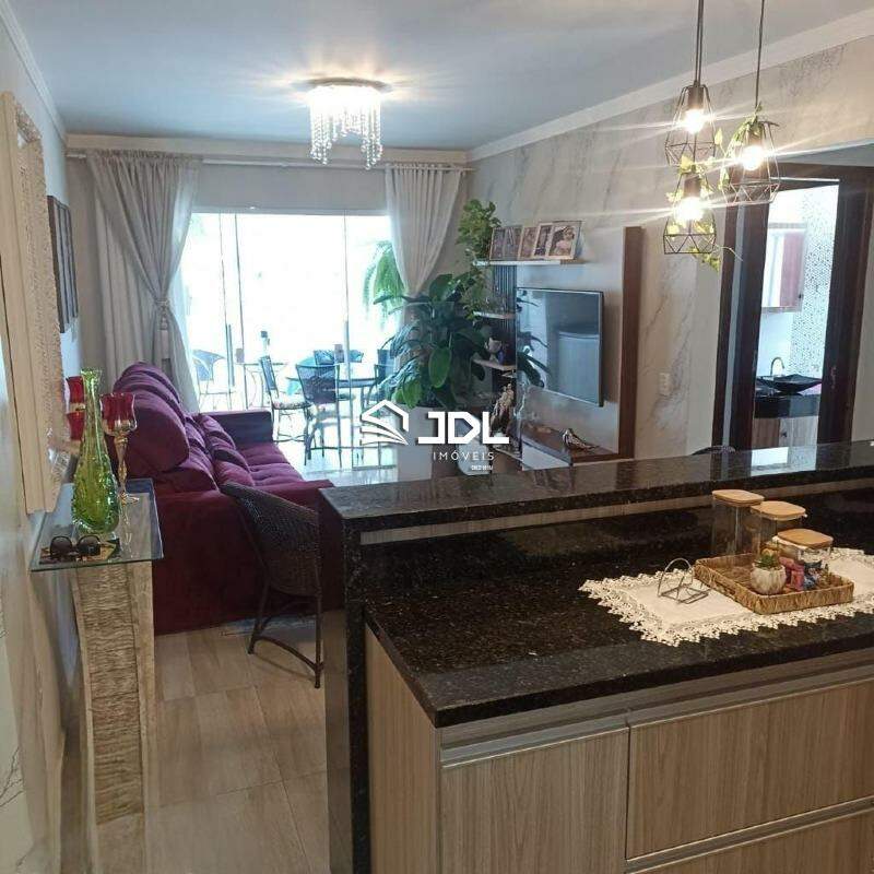 Apartamento à venda no bairro Itajuba: 