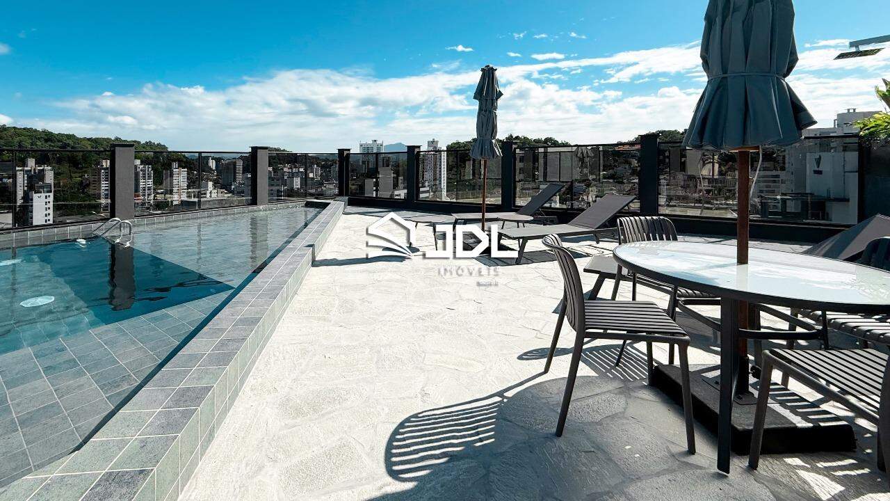 Apartamento à venda no bairro Vila Nova: 