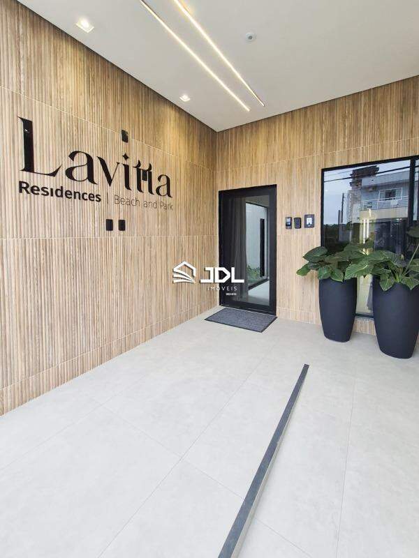 Apartamento à venda no bairro Armação: 