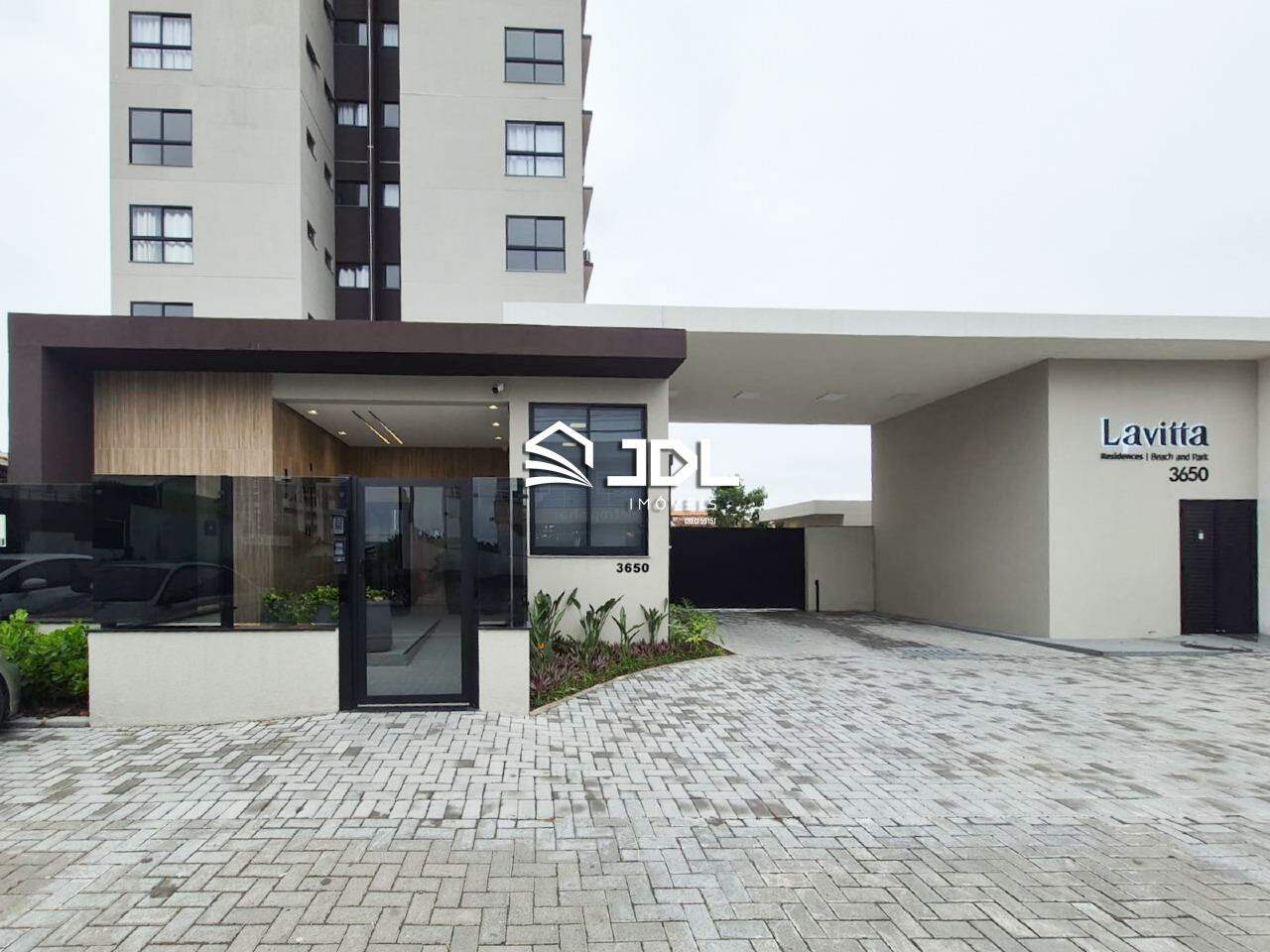 Apartamento à venda no bairro Armação: 