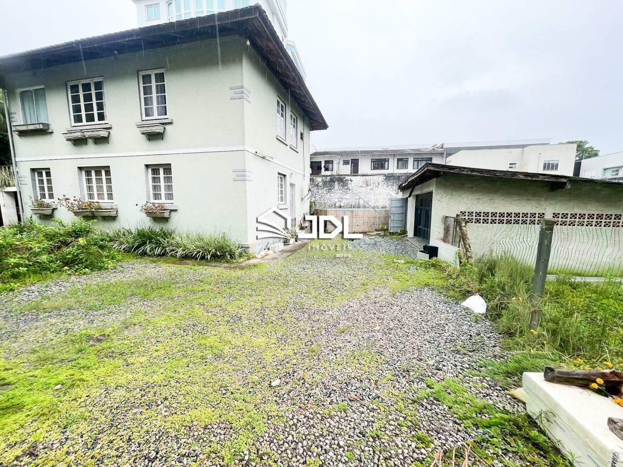 Terreno à venda no bairro Velha: 