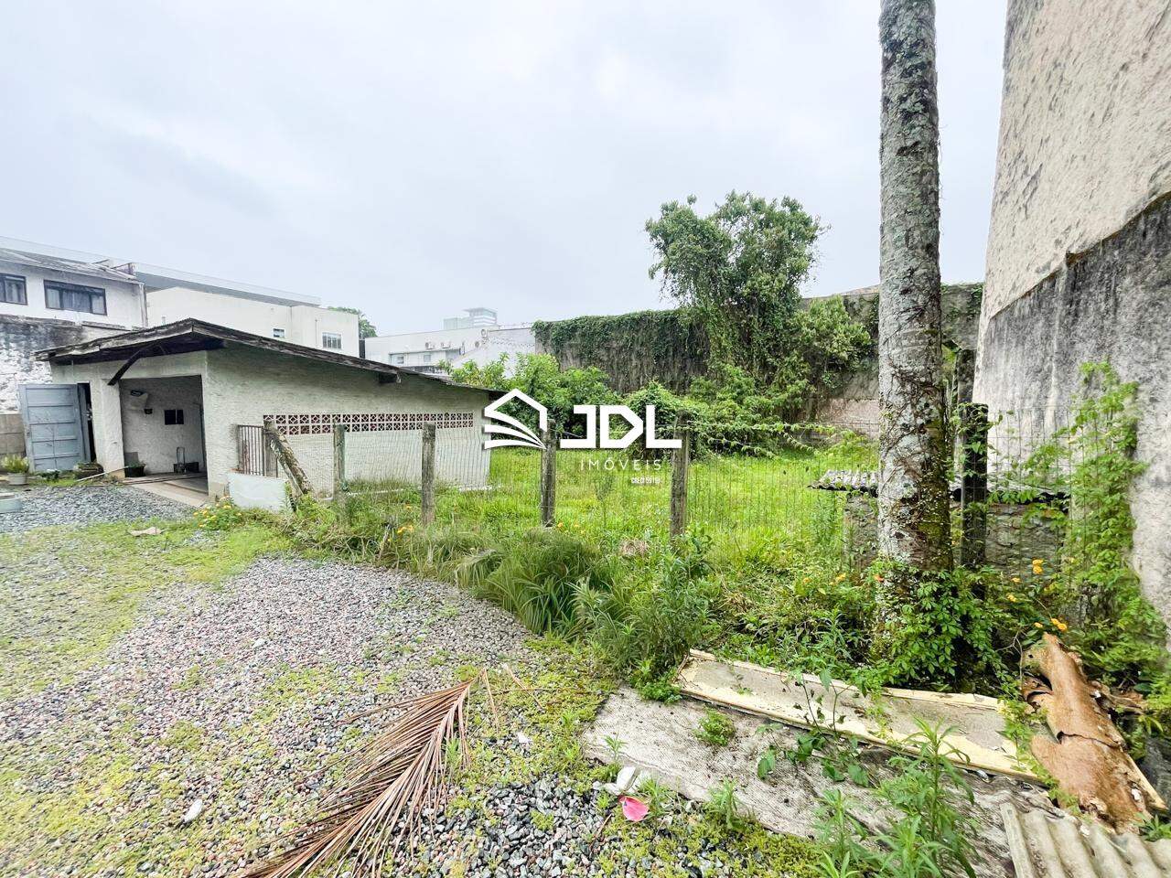 Terreno à venda no bairro Velha: 