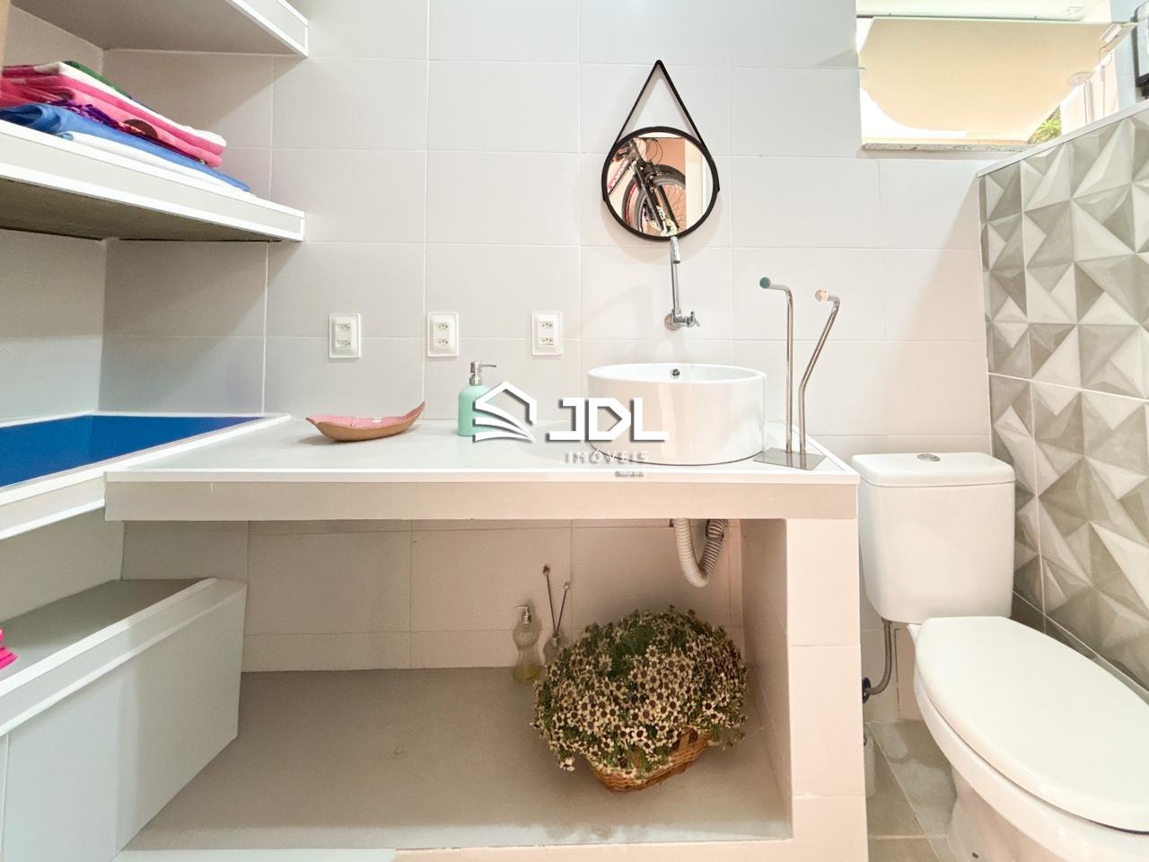 Casa à venda no bairro Escola Agrícola: 