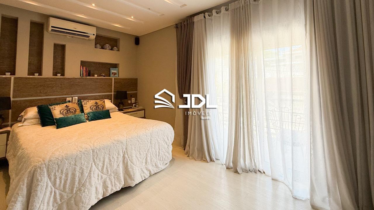 Casa à venda no bairro Escola Agrícola: 