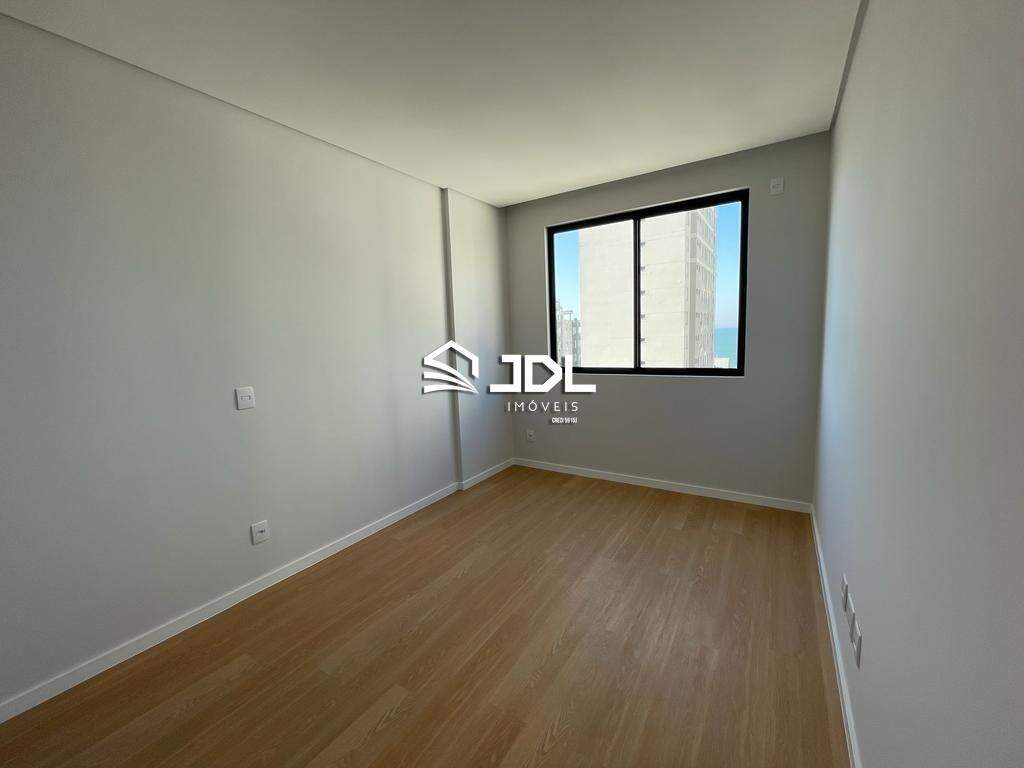 Apartamento à venda no bairro Centro: 