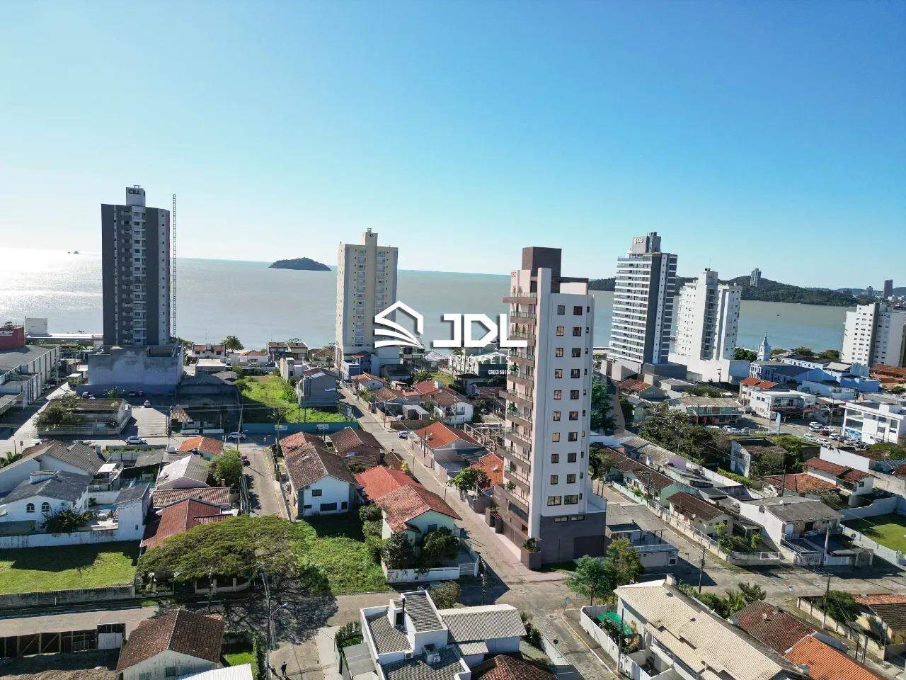 Apartamento à venda no bairro Centro: 