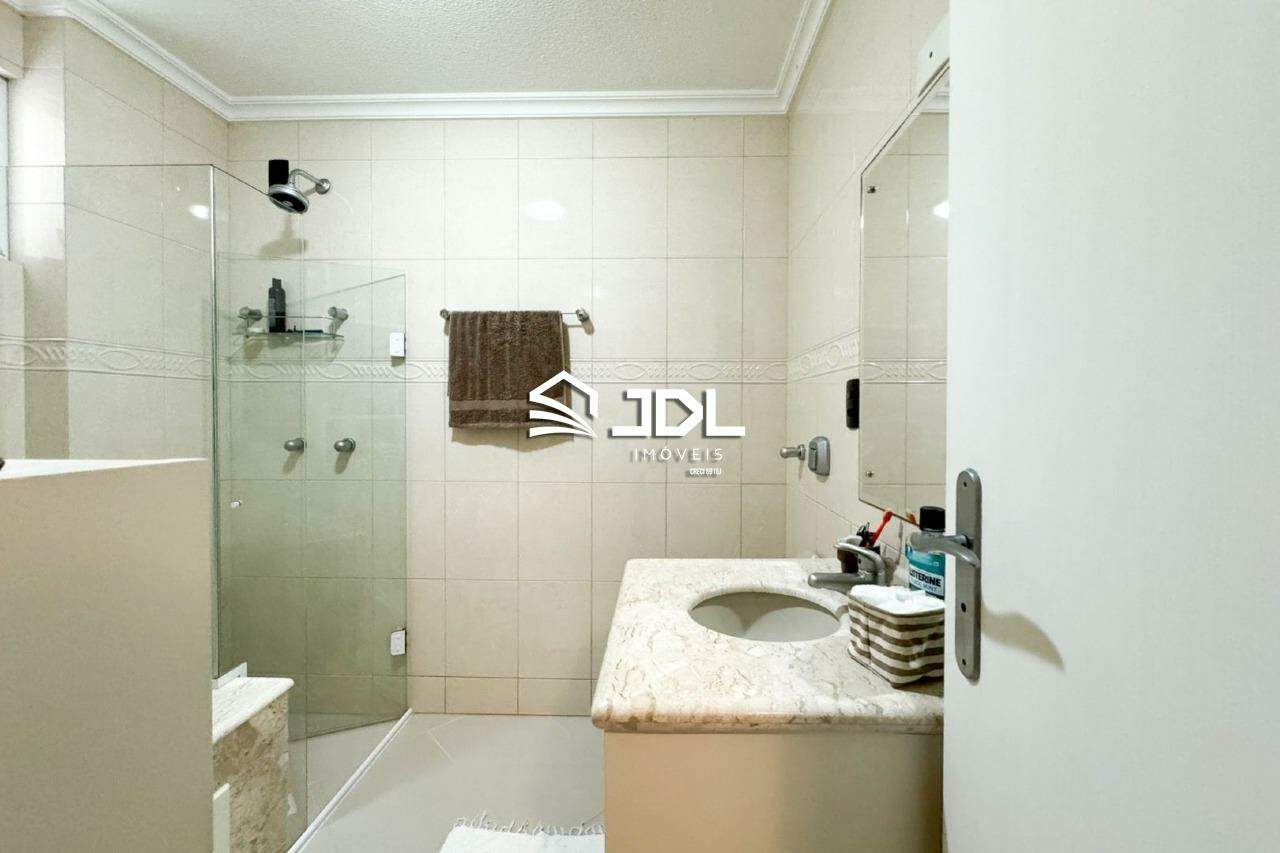 Apartamento à venda no bairro Centro: 