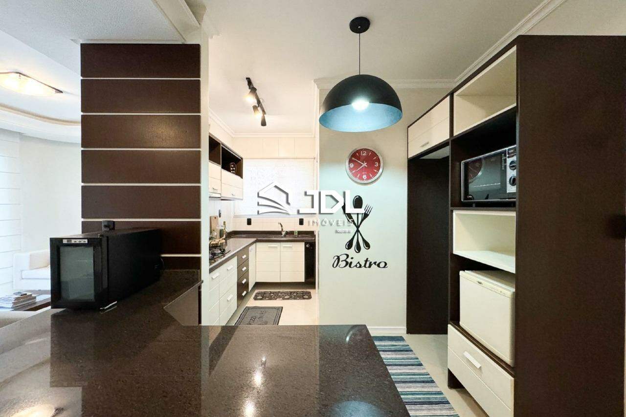 Apartamento à venda no bairro Centro: 