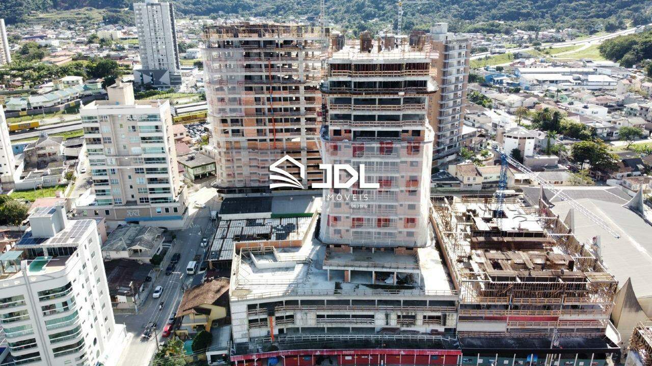 Apartamento à venda no bairro Centro: 