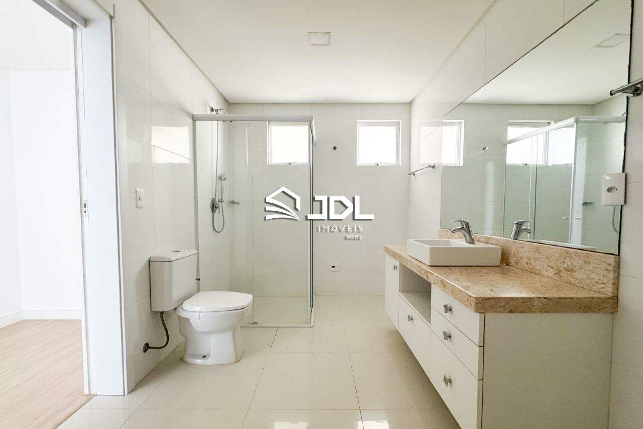 Cobertura à venda no bairro Itoupava Seca: 