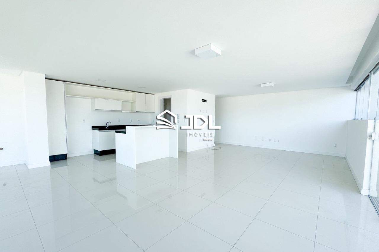 Cobertura à venda no bairro Itoupava Seca: 