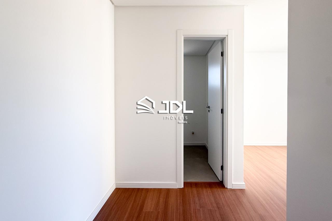 Apartamento à venda no bairro Velha: 